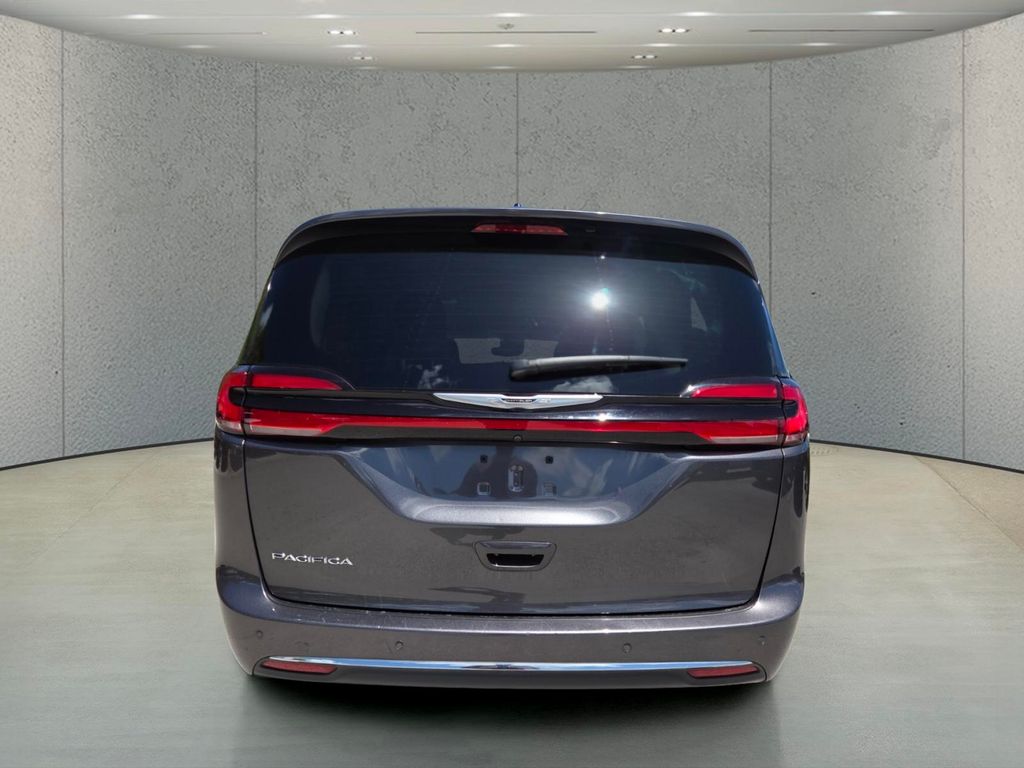 Used 2023 Chrysler Pacifica - photo 7
