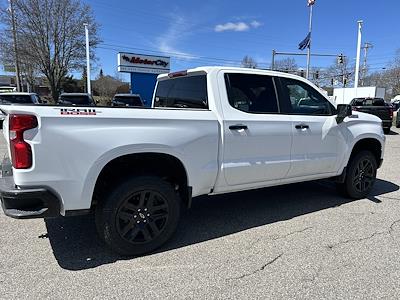 New 2025 Chevrolet Silverado 1500 LT Crew Cab 4WD Pickup for sale #C225545 - photo 2