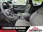 2025 Chevrolet Colorado Crew Cab 4x4 Pickup for sale #C25561 - photo 10