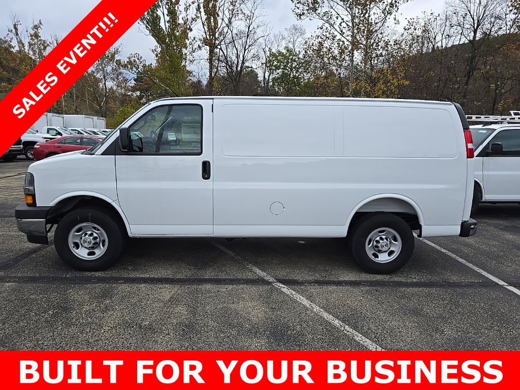 New 2025 Chevrolet Express 2500 - photo 5