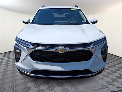 New 2025 Chevrolet Trax LT SUV for sale #25V267 - photo 2