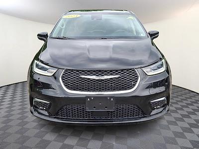 2023 Chrysler Pacifica FWD Minivan for sale #26POV319 - photo 2