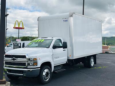 New 2023 Chevrolet Silverado 6500 Regular Cab 16' 6" Box Truck with Liftgate for sale #C23V400 - photo 1