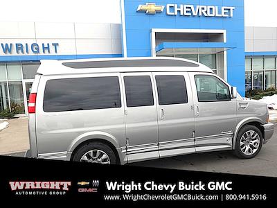 Used 2022 GMC Savana 2500 - photo 1