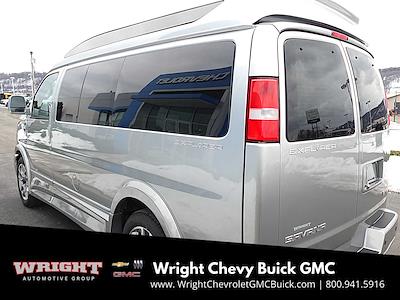 Used 2022 GMC Savana 2500 - photo 1