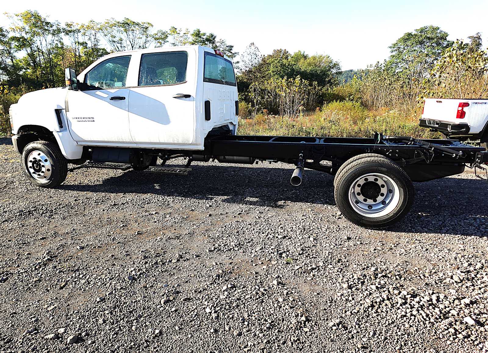 New 2026 Chevrolet Silverado 6500 - photo 2