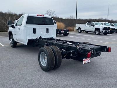 New 2026 Chevrolet Silverado 3500 Regular Cab Cab Chassis for sale #260342 - photo 2
