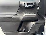 2022 Toyota Tacoma Double Cab 4WD Pickup for sale #UM127468 - photo 17