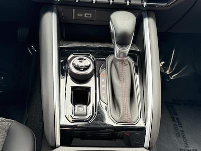 Used 2023 Chevrolet Colorado - photo 1