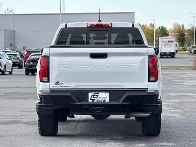 Used 2023 Chevrolet Colorado - photo 1