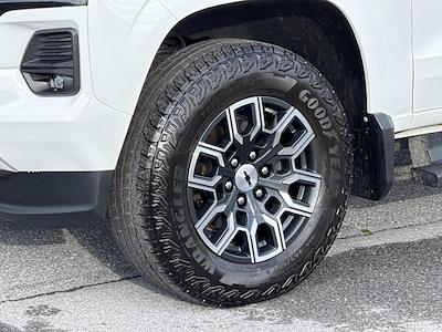 Used 2023 Chevrolet Colorado - photo 1