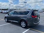 2017 Chrysler Pacifica FWD Minivan for sale #Q250394A - photo 2