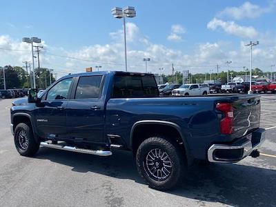2022 Chevrolet Silverado 2500 Crew Cab 4WD Pickup for sale #Q250432A - photo 2