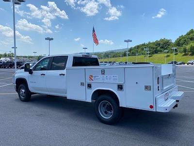 New 2025 Chevrolet Silverado 3500 Crew Cab 4WD Reading SLU108-DW 9' Service Truck for sale #Q250563 - photo 2