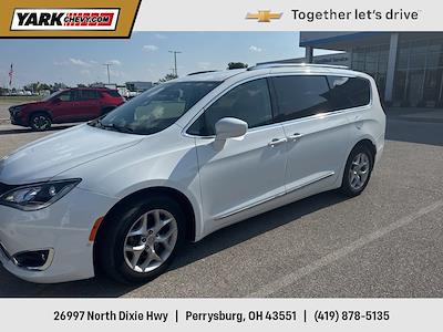 2018 Chrysler Pacifica FWD Minivan for sale #W260024A - photo 1