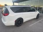 2018 Chrysler Pacifica FWD Minivan for sale #W260137A - photo 2