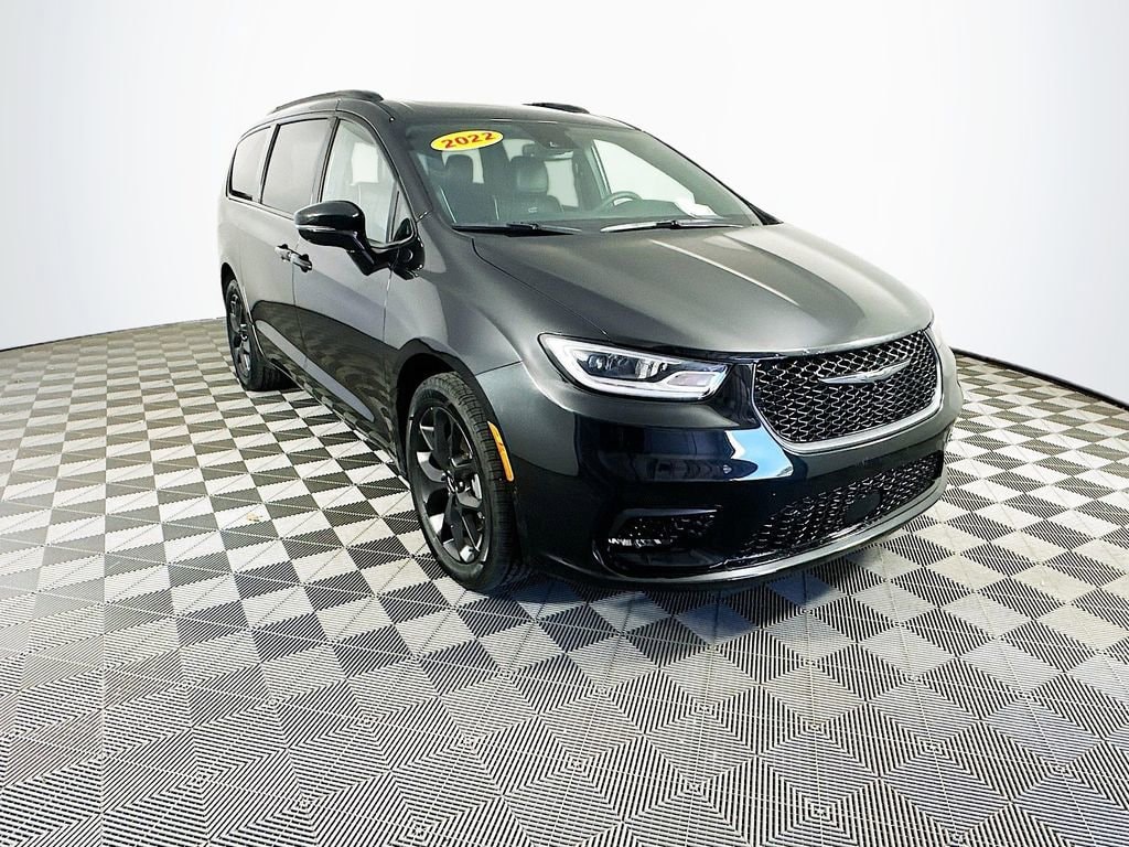 Used 2022 Chrysler Pacifica - photo 5