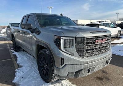Used 2023 GMC Sierra 1500 - photo 1