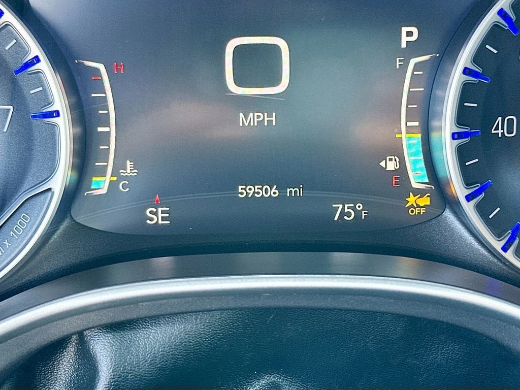 Used 2024 Chrysler Pacifica - photo 19