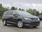 Used 2017 Chrysler Pacifica LX Minivan for sale #11251392 - photo 3