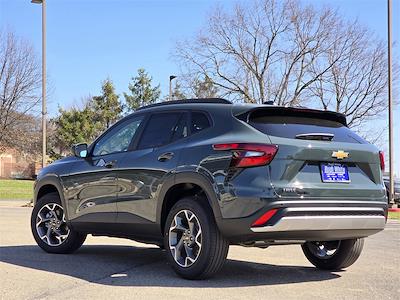 2025 Chevrolet Trax FWD SUV for sale #12252580 - photo 2