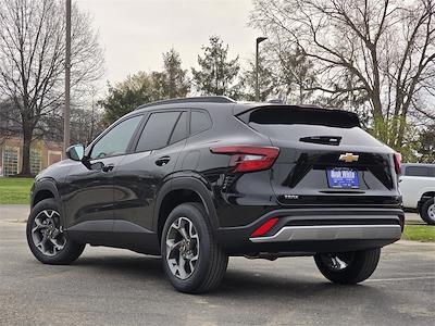 2025 Chevrolet Trax FWD SUV for sale #12252780 - photo 2