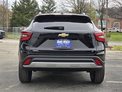 2025 Chevrolet Trax FWD SUV for sale #12252780 - photo 2