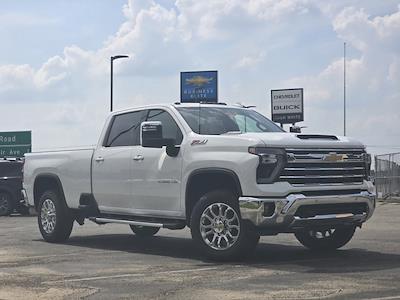 2025 Chevrolet Silverado 2500 Crew Cab SRW 4x4 Pickup for sale #12253500 - photo 2