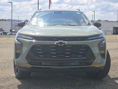 2025 Chevrolet Trax FWD SUV for sale #12253800 - photo 2