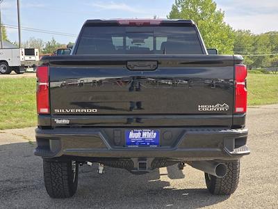 2025 Chevrolet Silverado 2500 Crew Cab 4WD Pickup for sale #12254120 - photo 2