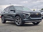 2025 Chevrolet Trax FWD SUV for sale #12254150 - photo 4