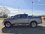 Used 2018 Nissan Titan SL Crew Cab 4x4 Pickup for sale #15614840 - photo 7