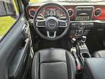 2021 Jeep Gladiator Crew Cab 4x4 Pickup for sale #35545860 - photo 14