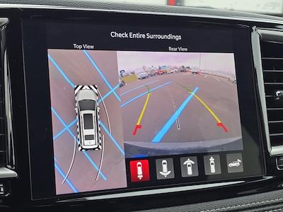 Used 2024 Chrysler Pacifica Touring L Minivan for sale #35546951 - photo 2