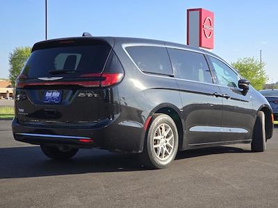 2023 Chrysler Pacifica FWD Minivan for sale #35547720 - photo 2