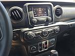 2021 Jeep Gladiator Crew Cab 4x4 Pickup for sale #42252881 - photo 25