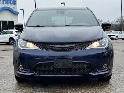 Used 2019 Chrysler Pacifica - photo 1