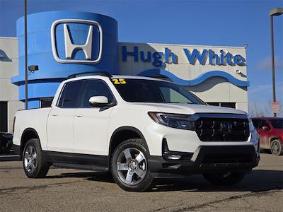 Used 2025 Honda Ridgeline RTL Crew Cab for sale #42260811 - photo 2