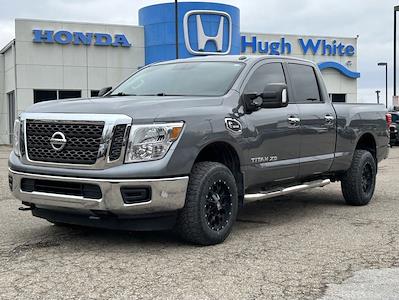 Used 2018 Nissan Titan XD SV Crew Cab for sale #44253191 - photo 1