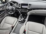 Used 2018 Honda Ridgeline RTL-E Crew Cab AWD Pickup for sale #52258131 - photo 18