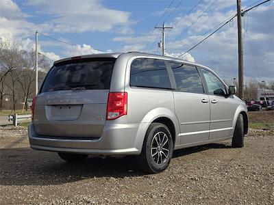Used 2017 Dodge Grand Caravan - photo 1