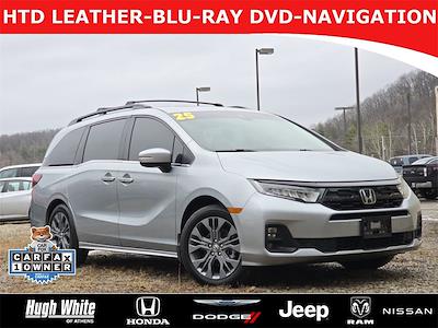 Used 2025 Honda Odyssey - photo 1