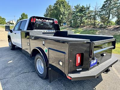 New 2025 Chevrolet Silverado 3500 Work Truck Crew Cab 4x4 9' 4" Knapheide Steel Flatbed Truck with Gooseneck Hitch for sale #FLSF141026 - photo 2