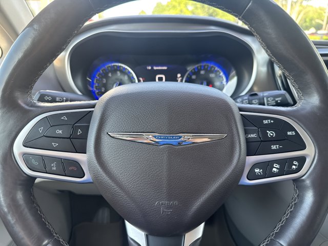 Used 2017 Chrysler Pacifica - photo 17