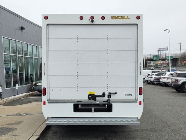New 2027 Ford E-350 - photo 8