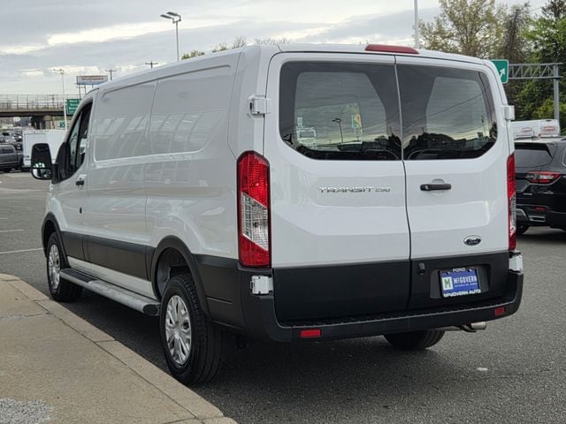 Used 2025 Ford Transit 250 - photo 2