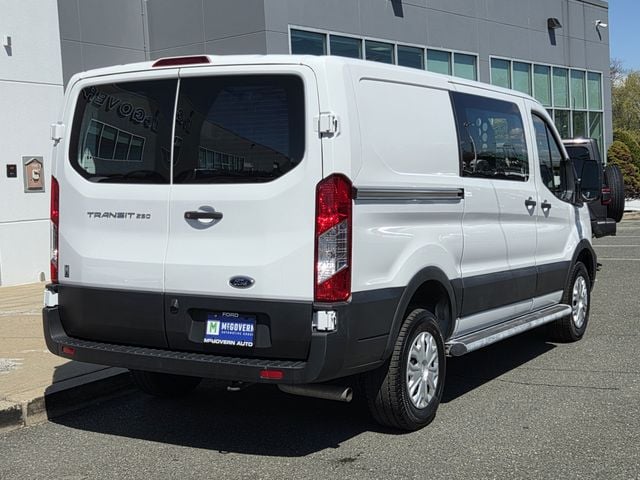 Used 2025 Ford Transit 250 - photo 5