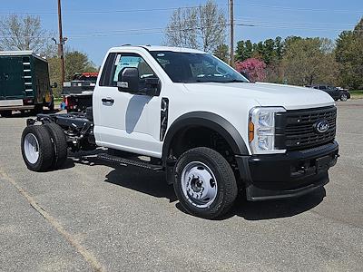 New 2025 Ford F-450 Regular Cab 4WD Cab Chassis for sale #25F401 - photo 1