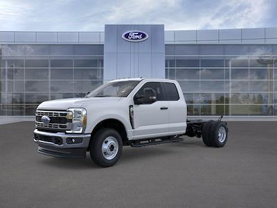 2025 Ford F-350 Super Cab DRW 4WD Cab Chassis for sale #SED99738 - photo 1