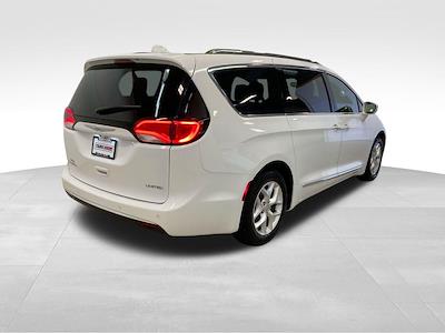 Used 2020 Chrysler Pacifica Limited FWD Minivan for sale #C230016A - photo 2